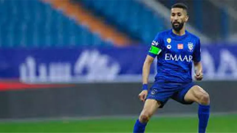 فيديو .. تصويبة صاروخية من قائد الهلال وعواد ينقذ الزمالك من جديد