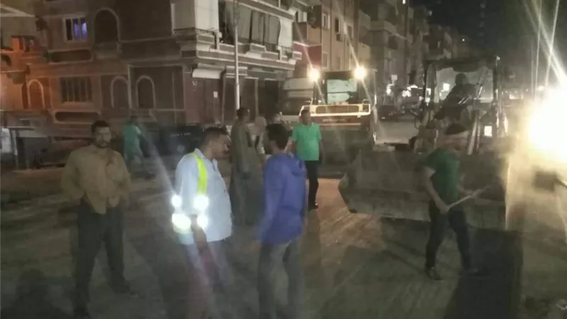 محافظ أسيوط: متابعة مستمرة لاعمال رصف ورفع كفاءة الطريق الزراعى