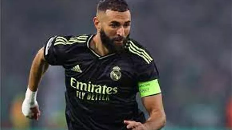 بنزيما يغيب عن قائمة ريال مدريد لمواجهة مايوركا