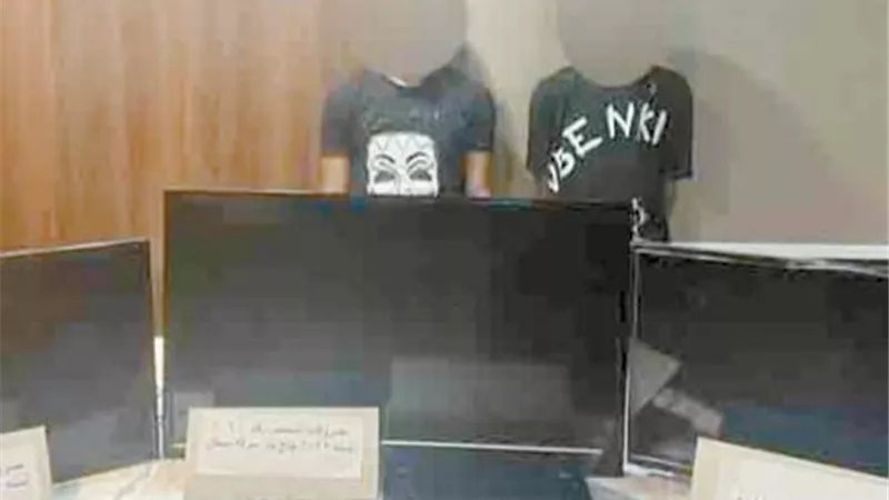 حرامي المساكن.. وقع في الكمين
