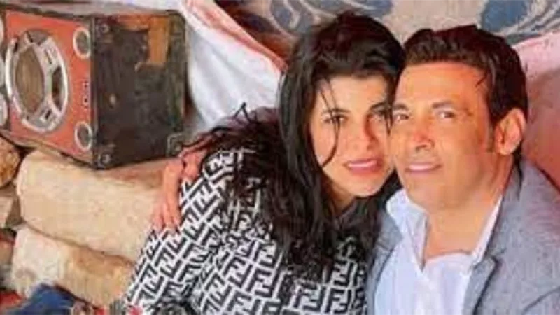 زوجة سعد الصغير تثير الجدل بصورة مثيرة برفقته