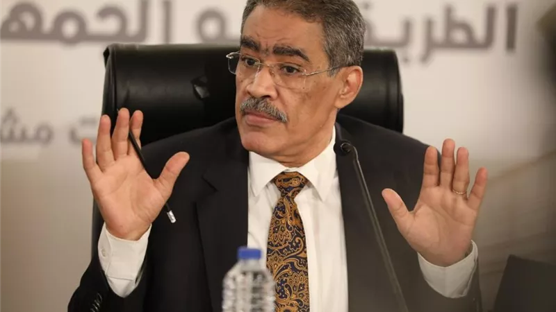 ضياء رشوان: دعوة الرئيس فى البداية كانت أولويات العمل الوطنى