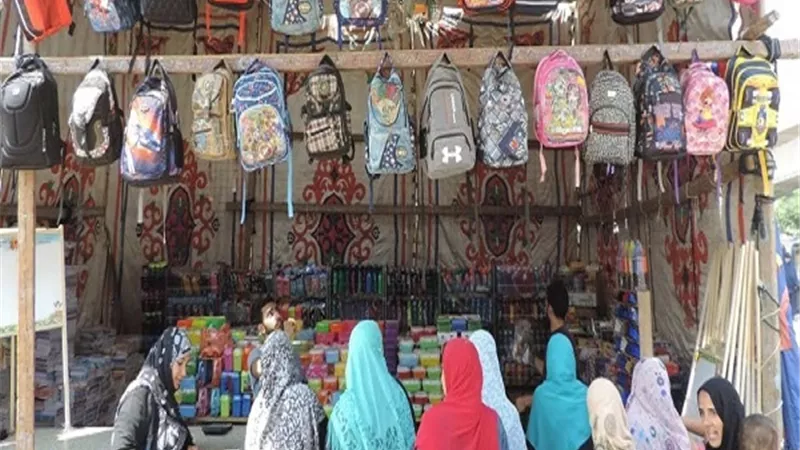 إقبال كبير على منافذ 