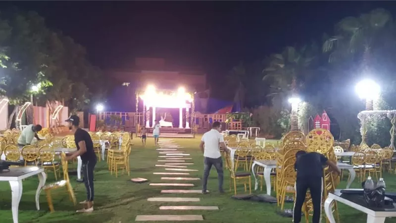 محافظة الجيزة تضبط وتزيل قاعات أفراح وفوتوسيشن مخالفة بطريق المريوطية