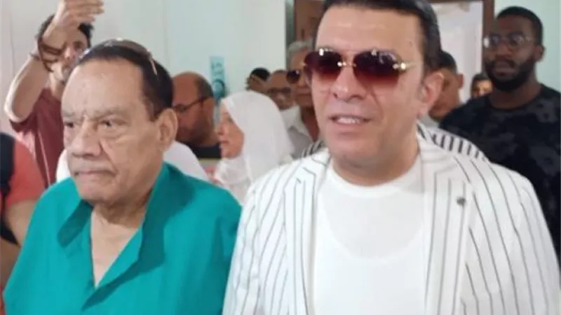 مصطفى كامل عن هانى شاكر: 