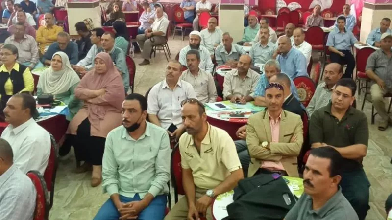 وكيل وزارة التعليم ببني سويف يناقش الاستعداد للعام الدراسي الجديد
