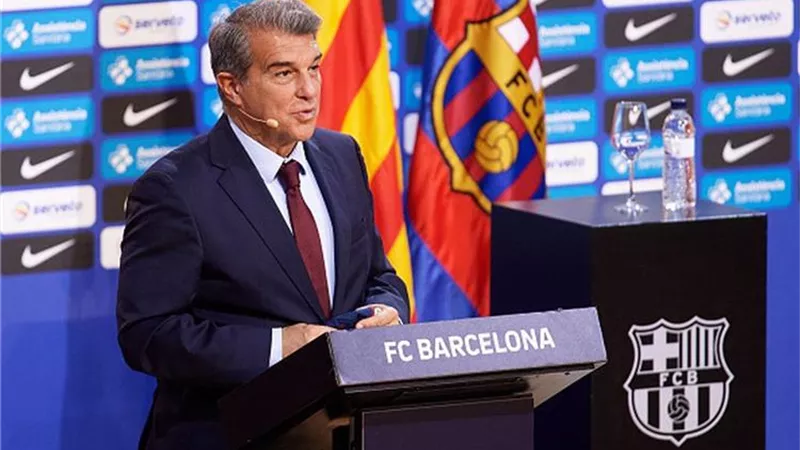برشلونة يبدأ استعداداته للميركاتو المقبل بقرارات جديدة
