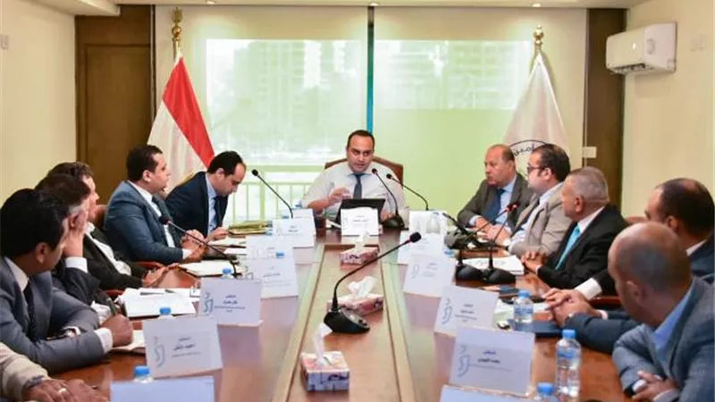 رئيس هيئة الرعاية الصحية يعقد اجتماعًا لمتابعة نتائج أعمال لجنة 