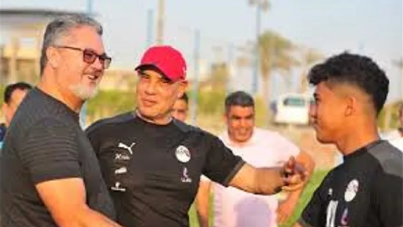 قرار جديد من ميكالي بشأن معسكر المنتخب الأوليمبى