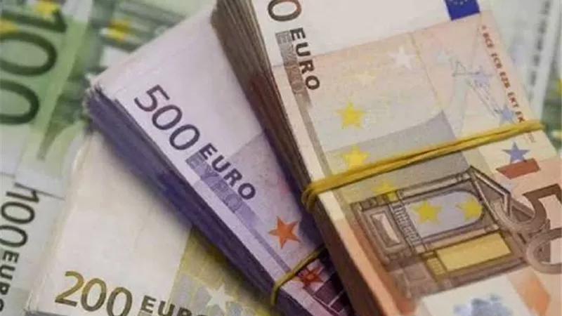 سعر اليورو اليوم الإثنين 12-9-2022