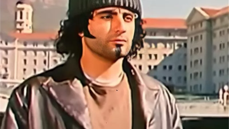 بصورة من «مافيا»..أحمد السقا يستعيد ذكرياته