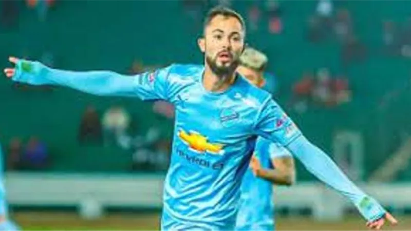 بند مثير.. تفاصيل عقد النجم البرازيلى مع الاهلى