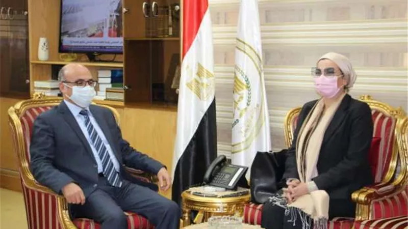 وزيرا العدل والبيئة: السيسي يدعم كل المشروعات لمواجهة آثار المناخ