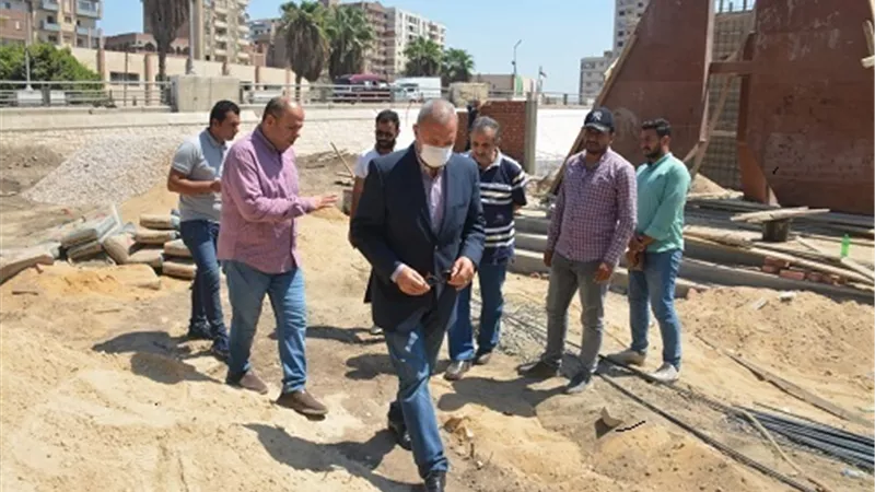 الهجان يتفقد أعمال إنشاء نصب تذكاري لشهداء محافظة القليوبية