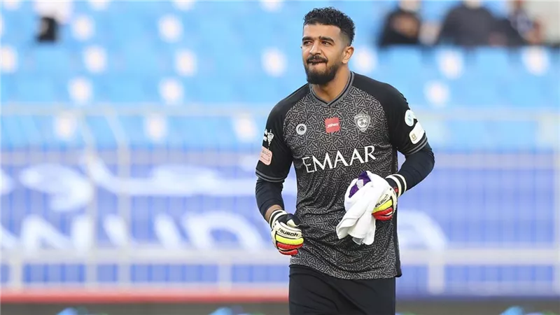 أول تعليق من حارس مرمى المنتخب السعودى على قرار إستبعاده