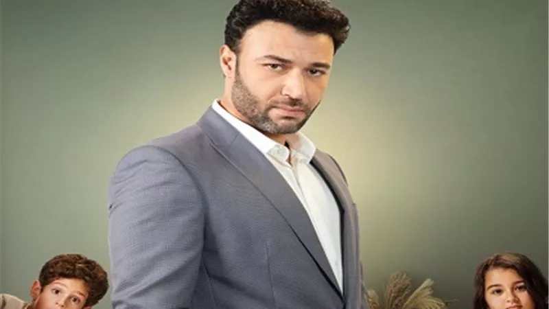 محمد العمروسي يكشف تفاصيل شخصيته في 
