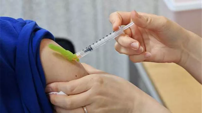 العراق: أكثر من 42 ألف شخص تلقوا لقاح كورونا خلال الأسبوع الماضي