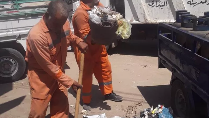 محافظ أسيوط: شن حملات نظافة ورفع المخلفات بقرى مراكز صدفا والغنايم
