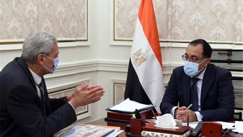 رئيس الوزراء يتابع عددا من ملفات عمل هيئة الشراء الموحد