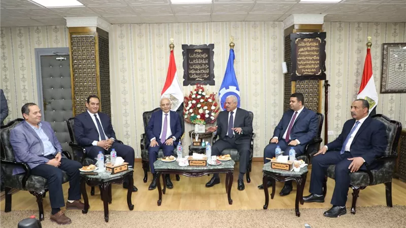 وزيرالتعليم يفتتح النموذج الأول لمدارس مصر المتميزة