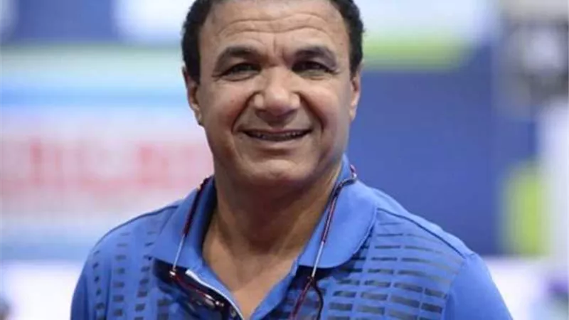 أحمد الطيب: الاهلى شاغل نفسه بكماليات العربية وناسي تغيير الموتور