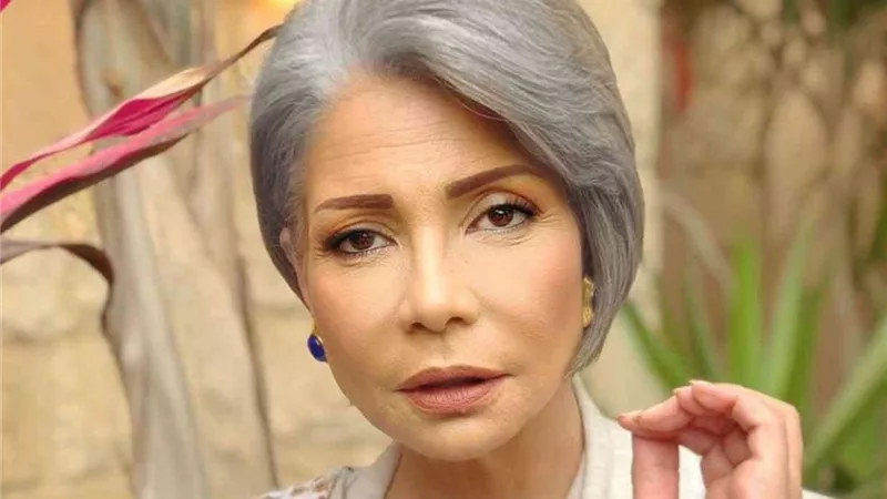 سوسن بدر فى الكويت من اجل عمل درامى