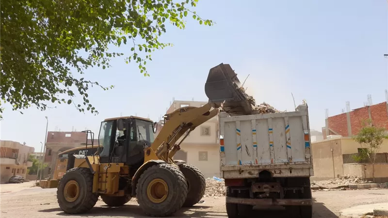 رفع 70 طن قمامة بحملات نظافة بمدينة سفاجا