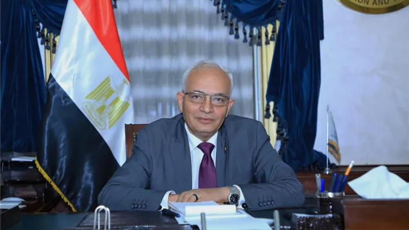 وزير التعليم يفتتح أولى نماذج مشروع مدارس مصر المتميزة