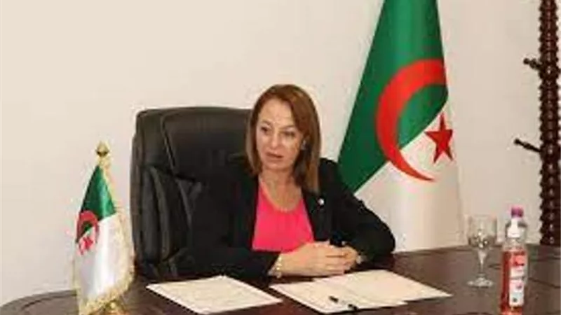 وزيرة البيئة الجزائرية: التخلص من 3200 طن من المواد المضرة بالأوزون