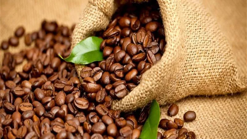 50 نائبا يطالبون بعرض كميات هائلة من البن لوقف جنون اسعاره
