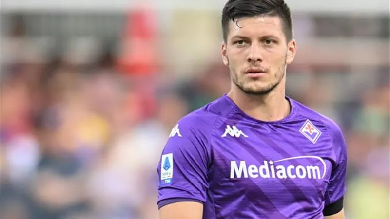 لوكا يوفيتش يلوم الملكى على بدايته السيئة مع فيورنتينا