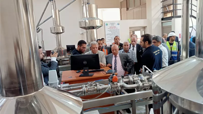 رسلان يزور فرع خدمة العملاء المميكن بمياه القاهرة