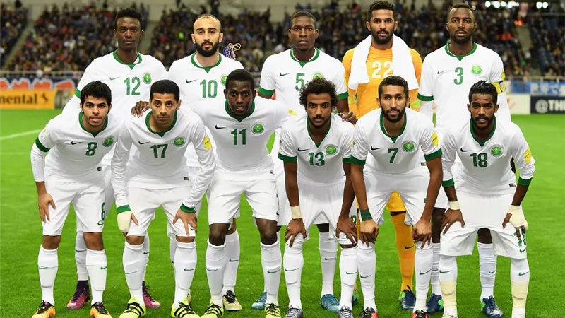 الأساسى والاحتياطى.. المنتخب السعودى يكشف عن قميصه فى كأس العالم