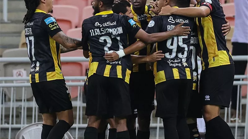 بمشاركة حجازى وحامد.. الاتحاد يعبر الخليج بثنائية فى الدورى السعودى