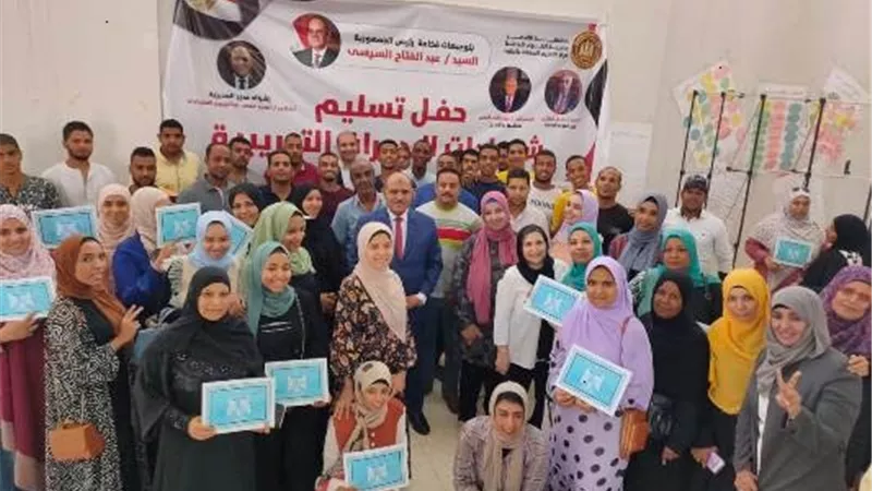 القوى العاملة: دورة تدريبية على 4 مهن بالأقصر