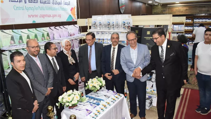 معرض للكتب القانونية بنادى مستشارى النيابة الإدارية