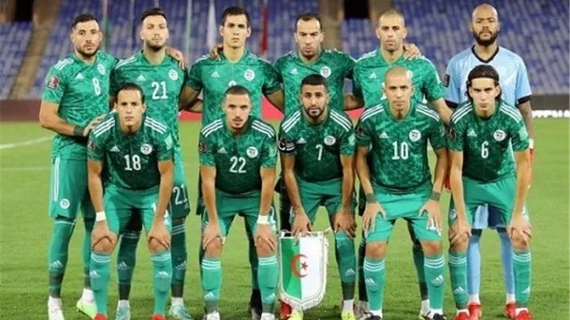 بلماضى يعلن قائمة منتخب الجزائر لودبتى غينيا ونيجيريا