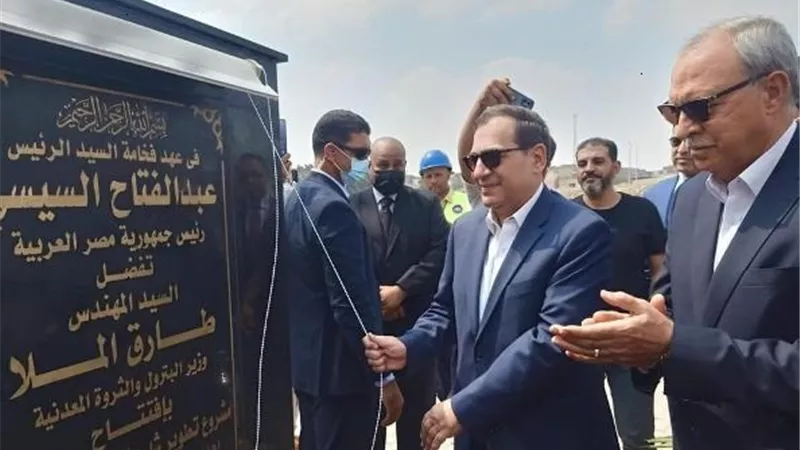 وزير البترول ومحافظ القليوبية يفتتحان عدد من مشروعات التطوير بمسطرد