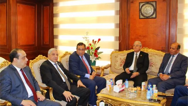 رئيس النيابة الإدارية يستقبل رئيس نادى القضاة