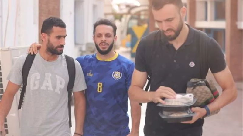 باسم مرسي يصل الإسماعيلي للإنتظام في التدريبات