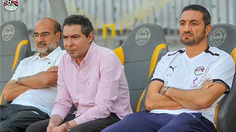 محمد بركات وعامر حسين يؤزران المنتخب فى معسكر برج العرب