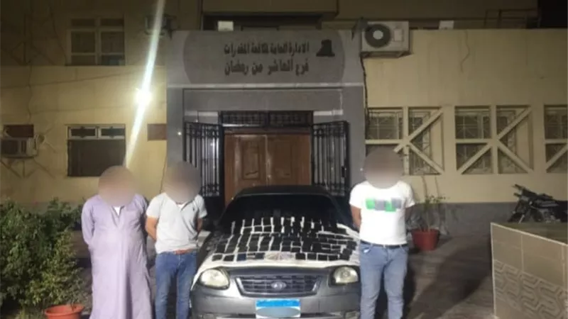 الداخلية تداهم البؤر الإجرامية وتضبط تجار الكيف في المحافظات