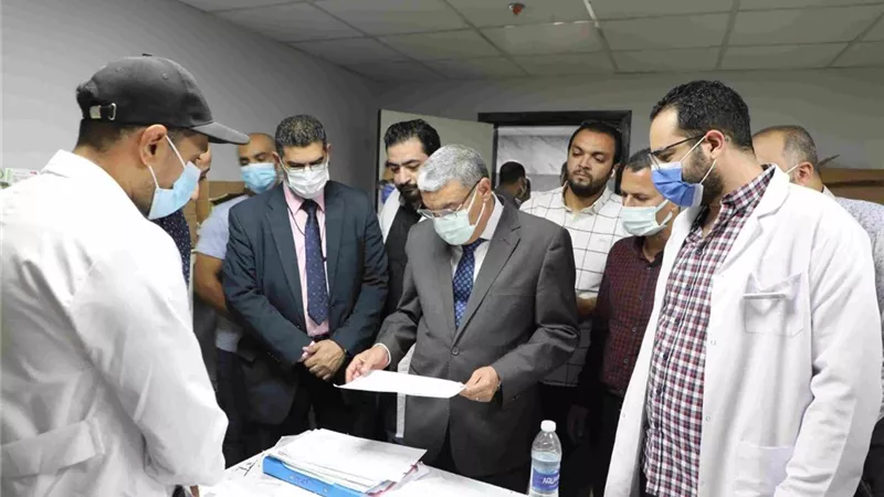 محافظ المنيا فى جولة بالمستشفيات : افتتحنا مشروعات صحية جديدة