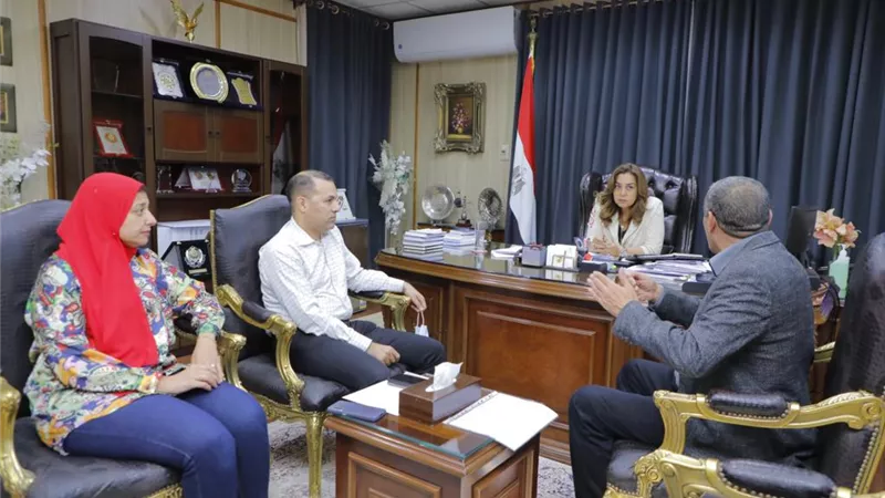 محافظ دمياط تتابع أعمال التغذية البديلة للكهرباء بالمستشفيات..صور
