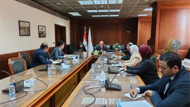 وزير الرى يستقبل مديرعام المنظمة الإسلامية للأمن الغذائي