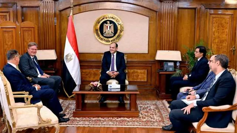 وزير التجارة: نسعى لجذب المزيد من الاستثمارات الاوروبية للسوق المصري