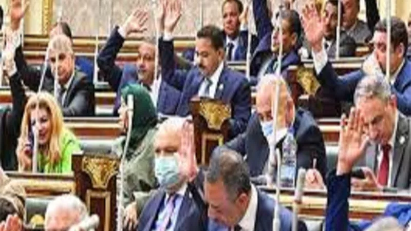 الموظفون والعاملون يترقبون لعبة الكراسى الموسيقية لامناء اللجان
