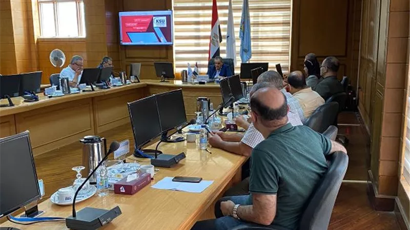 رئيس جامعة كفرالشيخ يترأس مجلس الدراسات العليا والبحوث