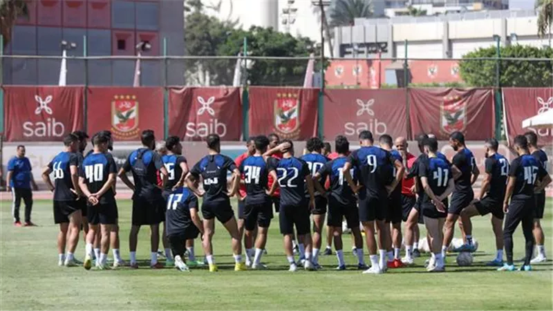 مران الأهلي .. محاضرة فنية وتأهيل تاو وراحة لـ«سافيو»