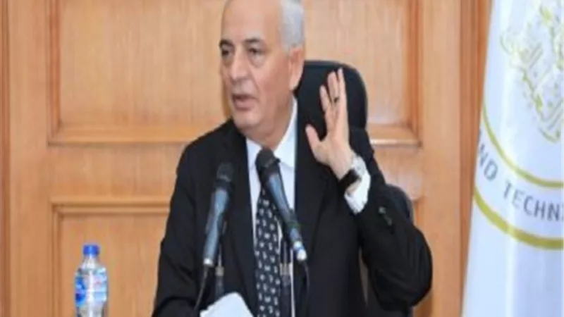 وزير التعليم يتوعد معلمي مراكز الدروس الخصوصية المعينين في المدارس